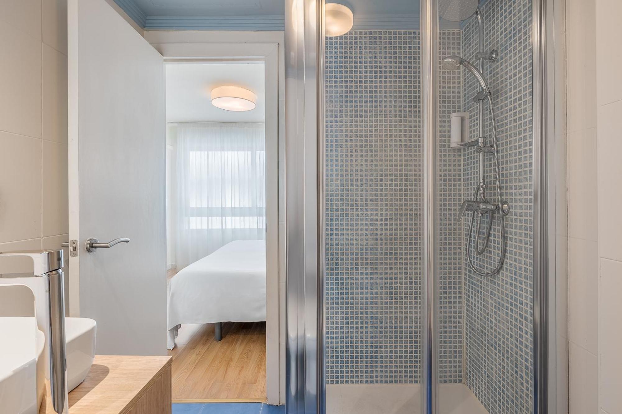 Granada Suites By Olala Homes Экстерьер фото